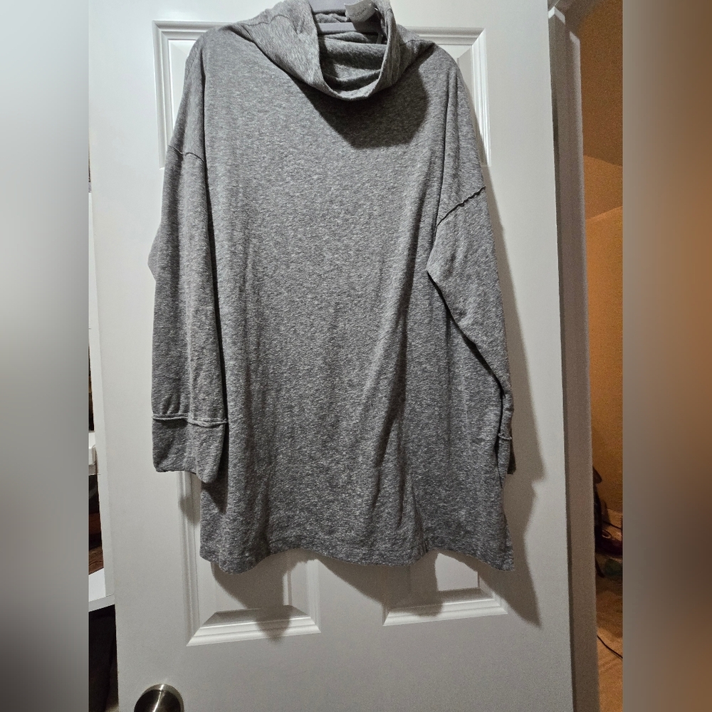 American Eagle Outfitters Gray Cowl Neck Tshirt